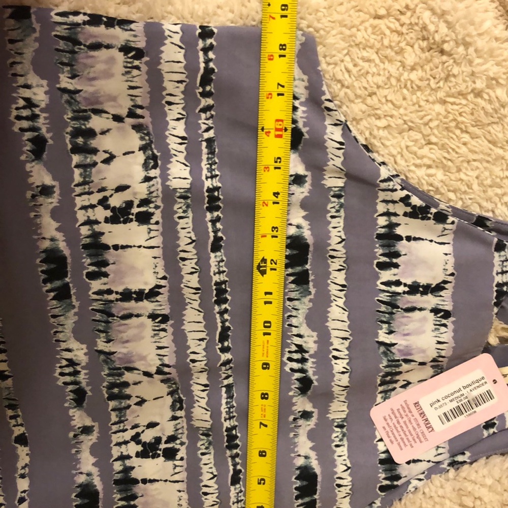 Dress - Picture 4 of 5